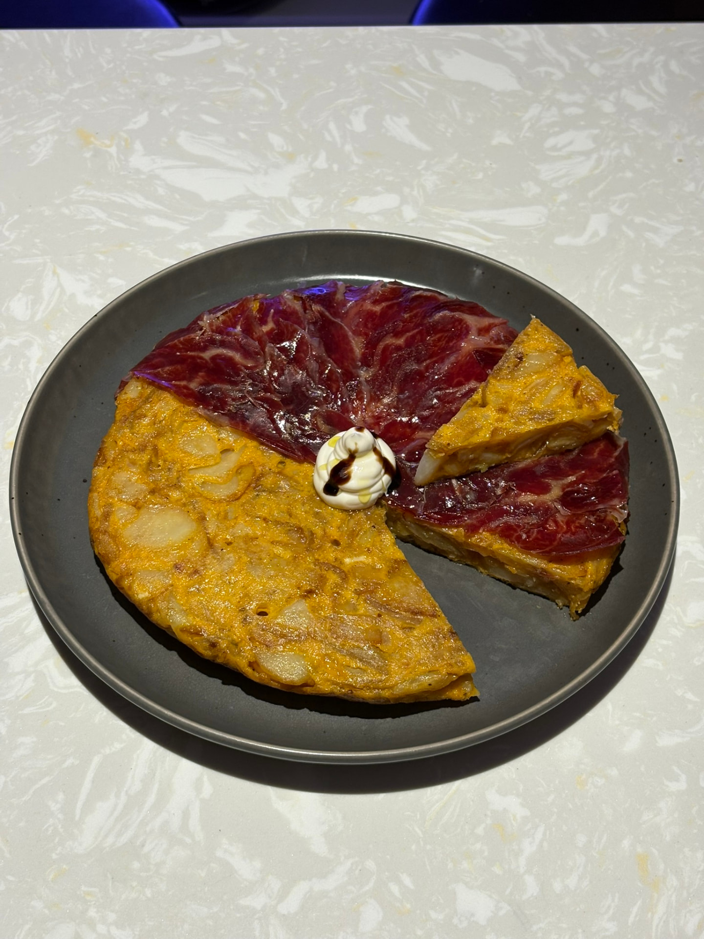 Spanish tortilla with jamón ibérico